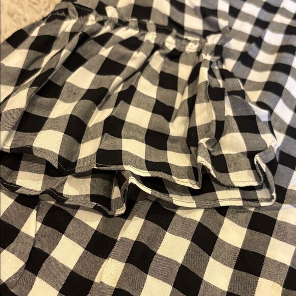 Black and White Checkered top - Picture 4 of 4